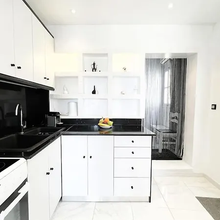 Apartment White Star Natasa *
