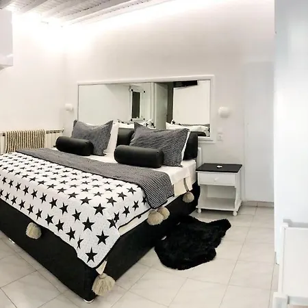White Star Natasa Mykonos Town
