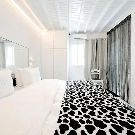 White Star Natasa * Mykonos Town