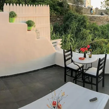 White Star Natasa * Mykonos Town
